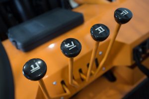 versa-lift controls