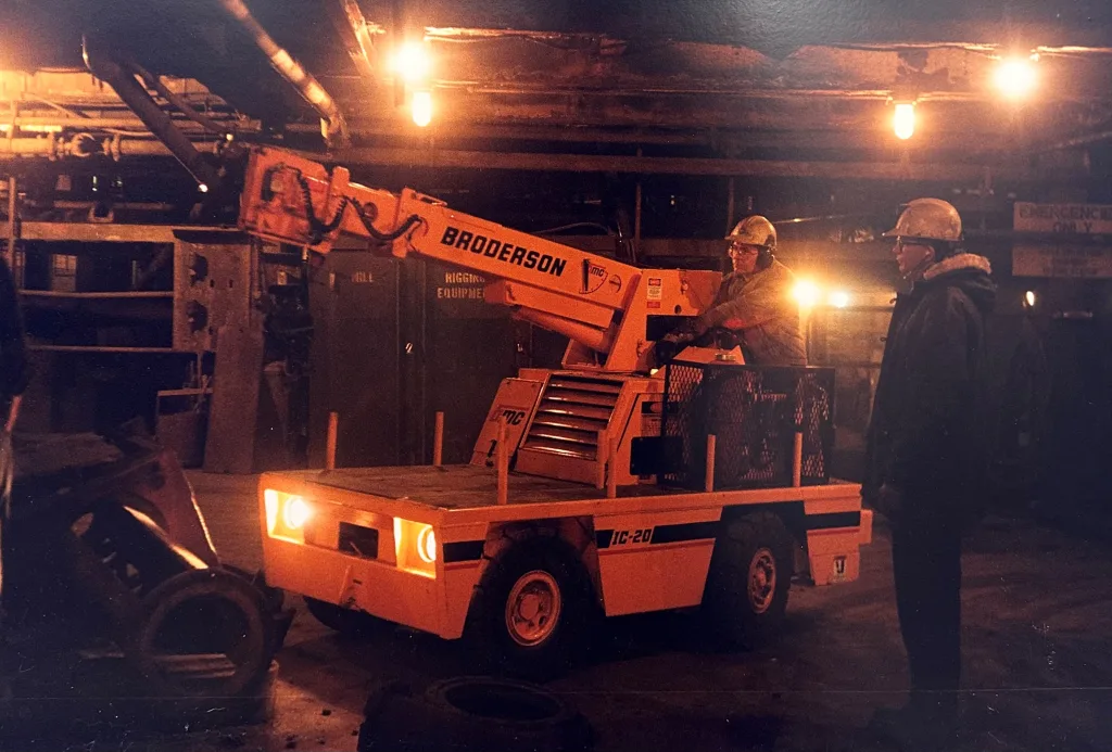 create alt text recommendations for Nick’s underground mining photos